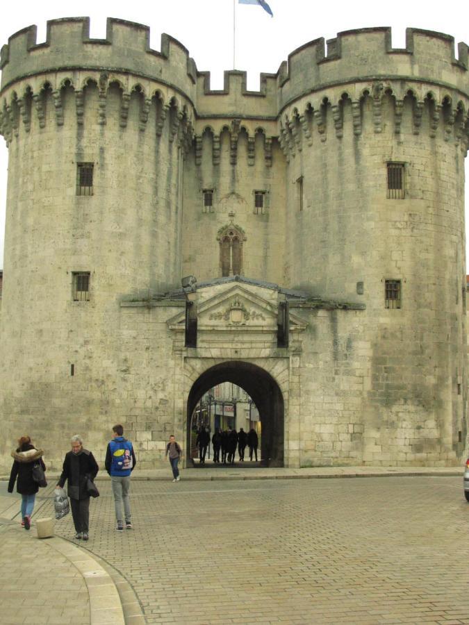 Les Victoriennes Bed & Breakfast Verdun-sur-Meuse Bagian luar foto